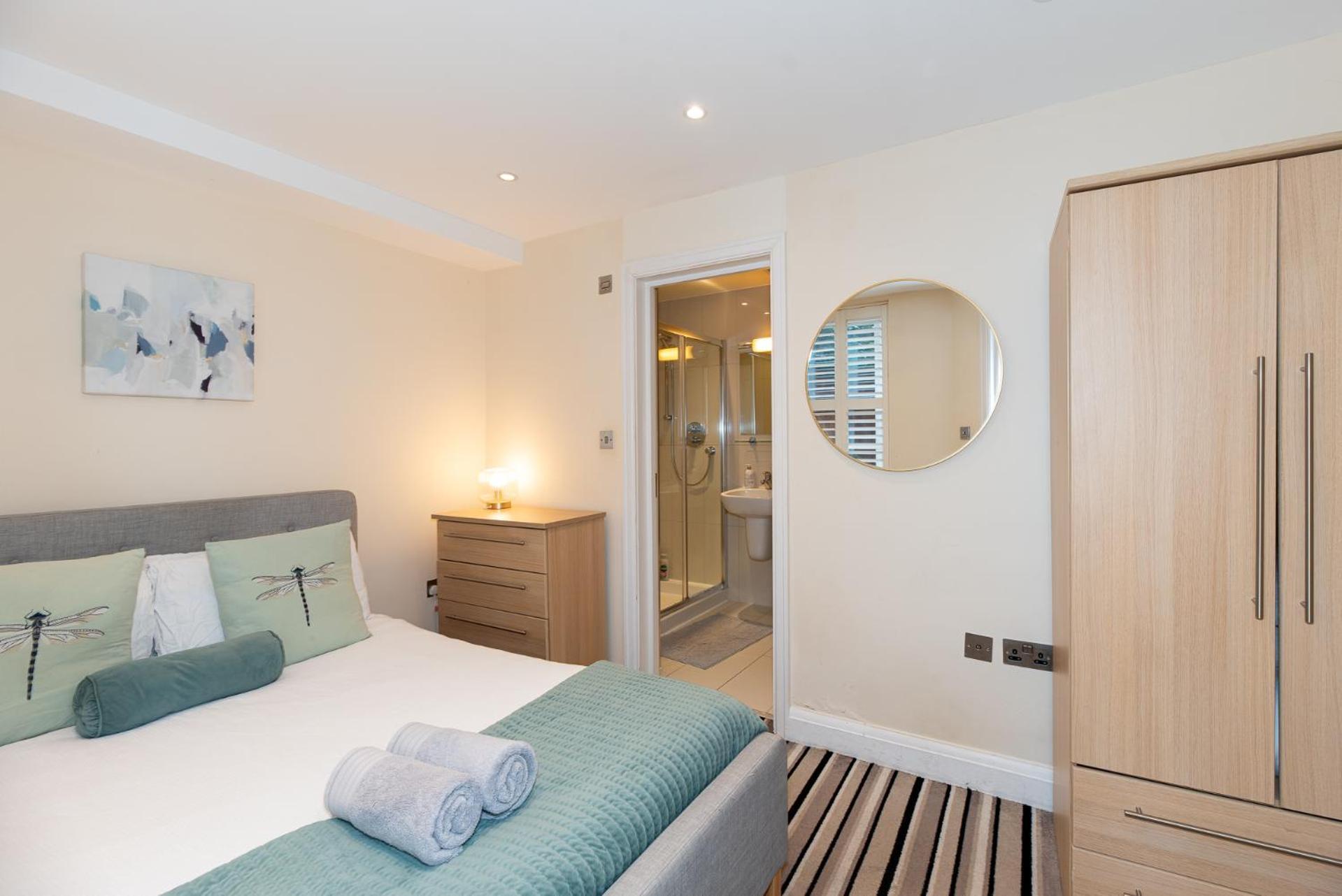 3 Bedroom Apartment With Private Terrace In Pimlico, Westminster, Victoria ロンドン エクステリア 写真