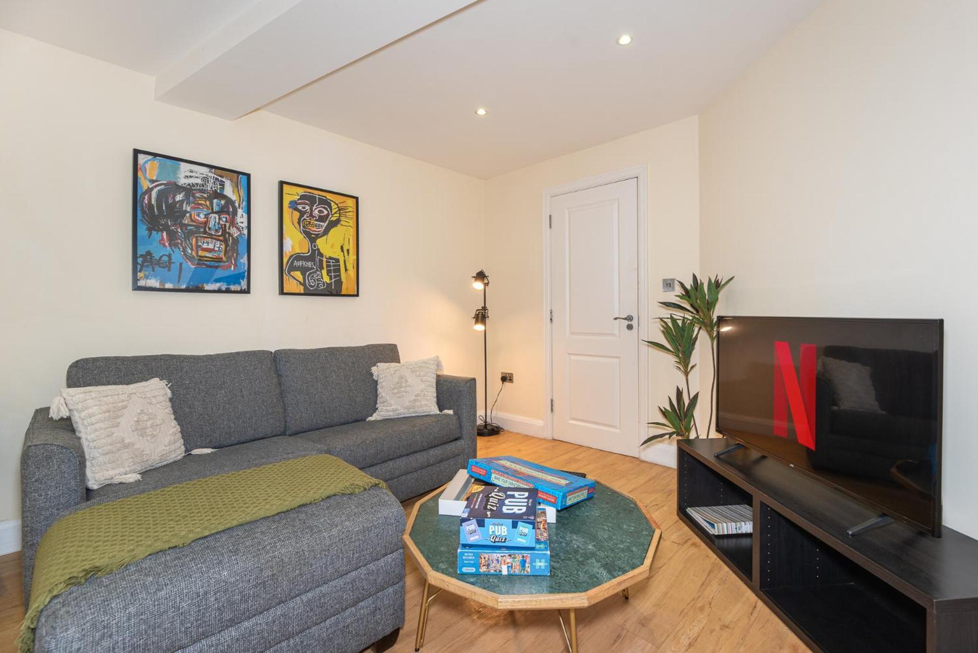 3 Bedroom Apartment With Private Terrace In Pimlico, Westminster, Victoria ロンドン エクステリア 写真