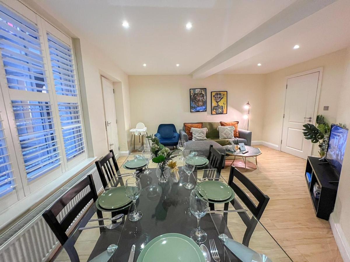 3 Bedroom Apartment With Private Terrace In Pimlico, Westminster, Victoria ロンドン エクステリア 写真